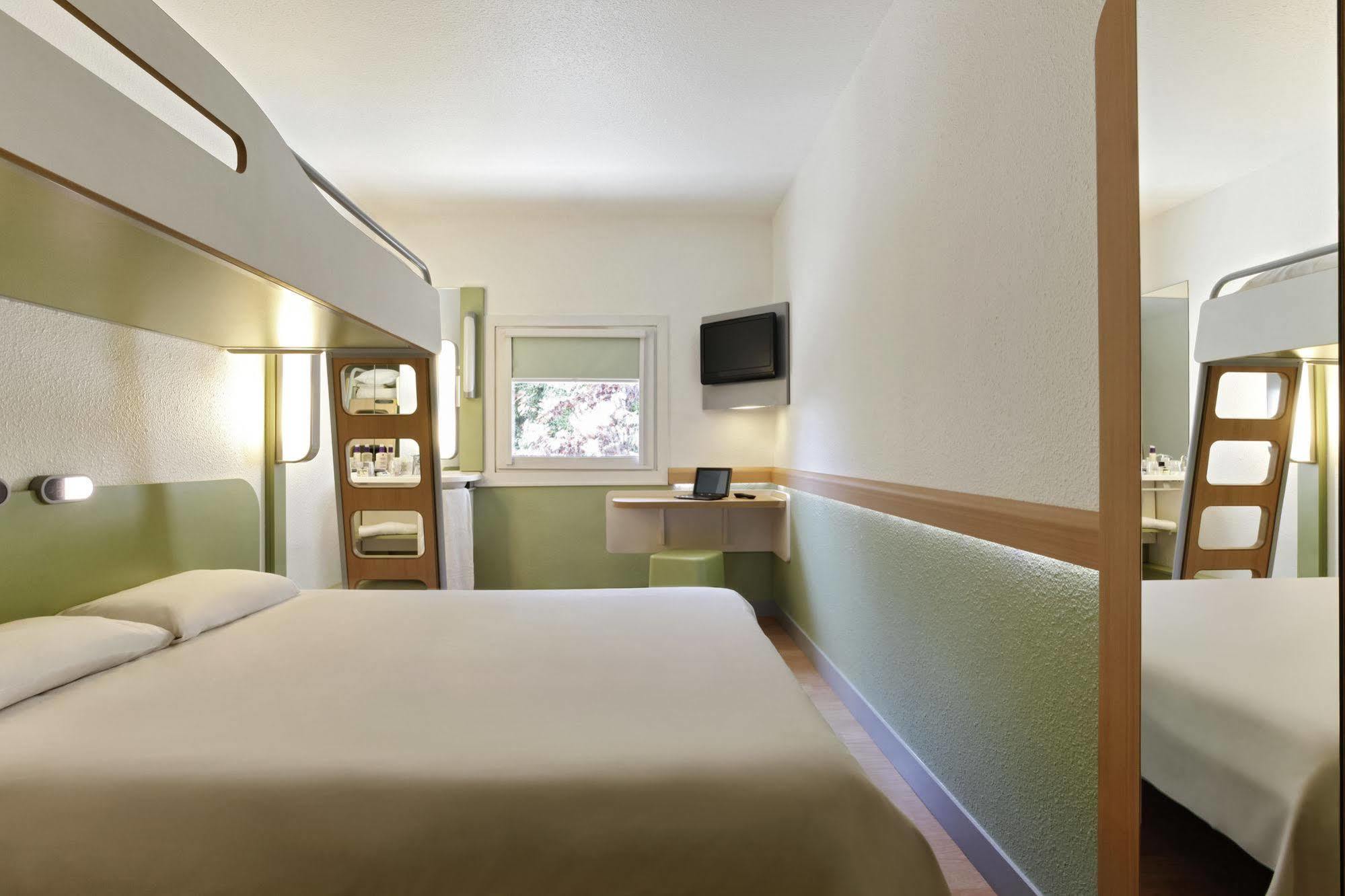 Ibis Budget Aix En Provence Est Le Canet Meyreuil Exteriér fotografie